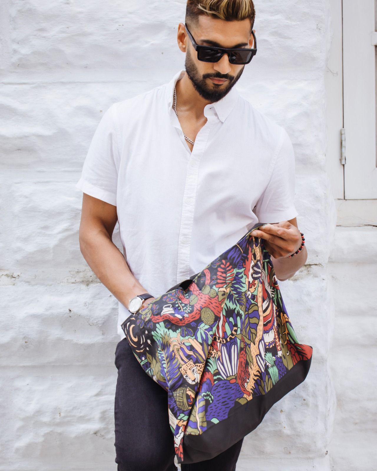 Thovile Tote Bag - Image 4